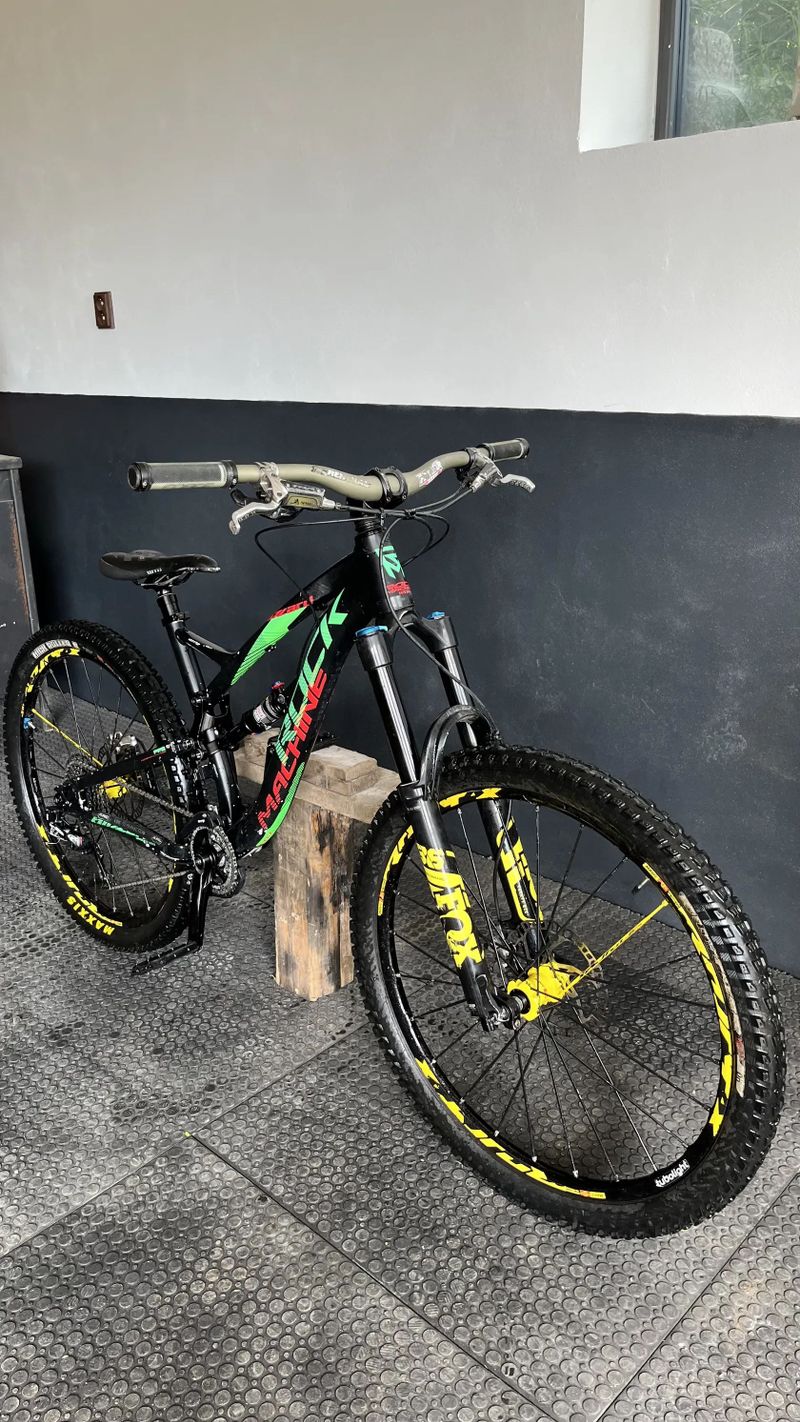 Rock Machine Blizzard 50 - 27 LTD