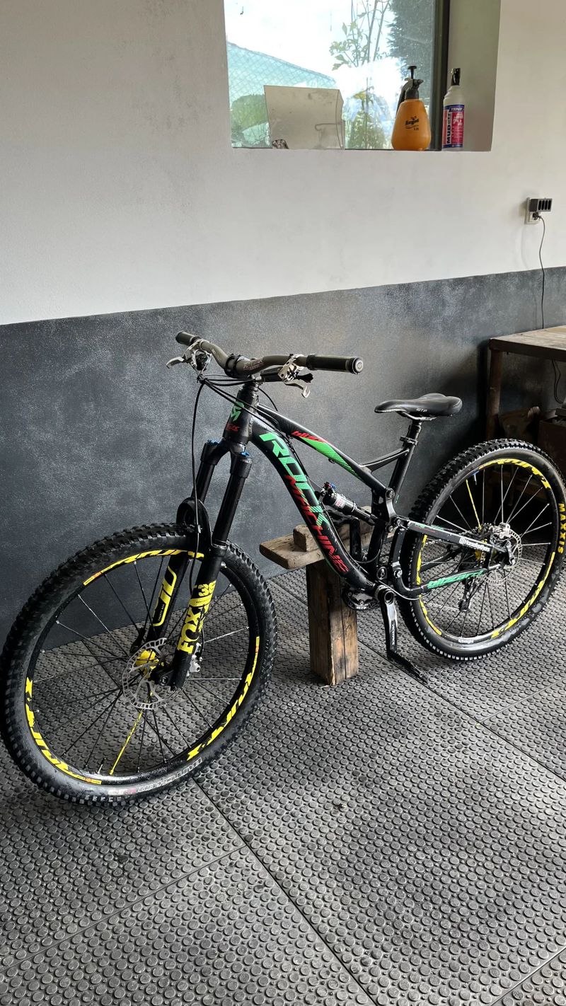 Rock Machine Blizzard 50 - 27 LTD