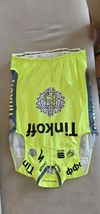 Oblečení z týmu Tinkoff