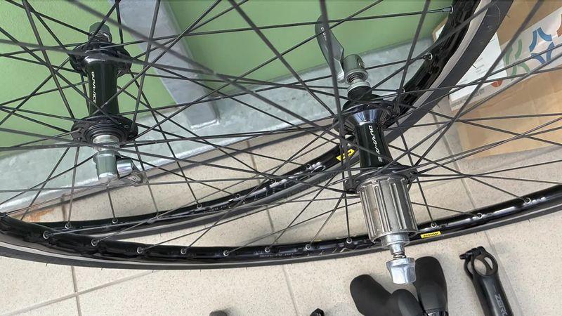 sada Shimano Dura+Ultegra+105+Cinelli atd. 