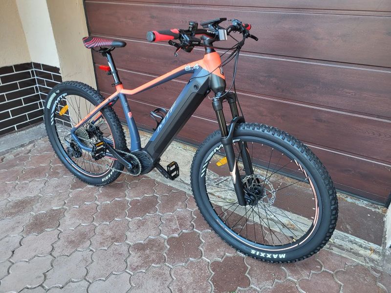 MTF MTF Hill 8.4 W (18")