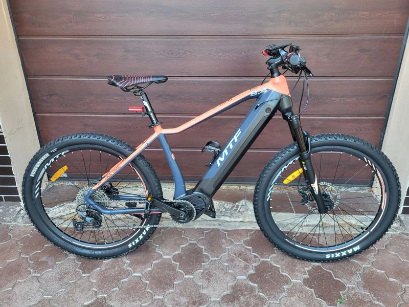 MTF MTF Hill 8.4 W (18")