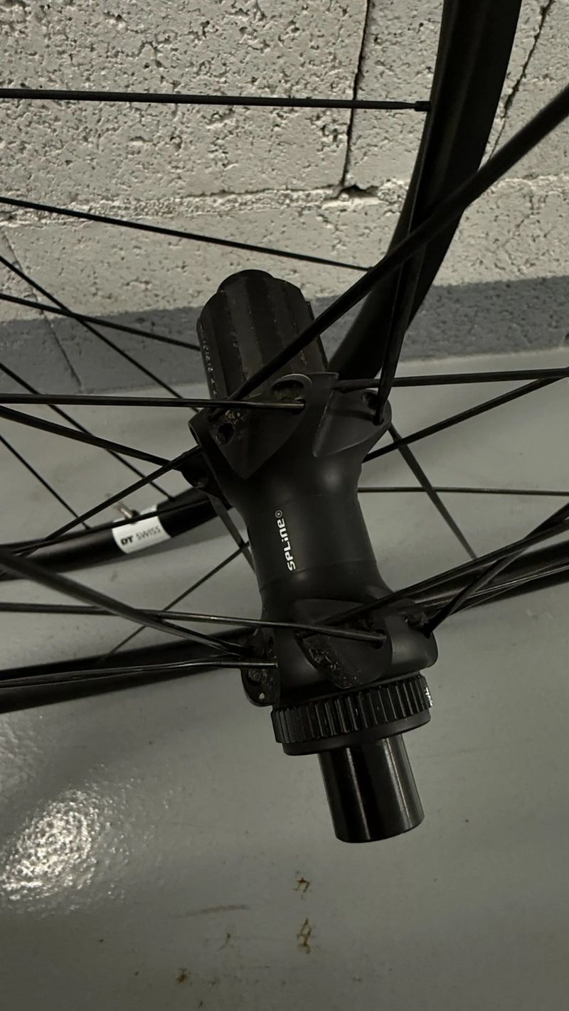 DT Swiss G1800 Spline 