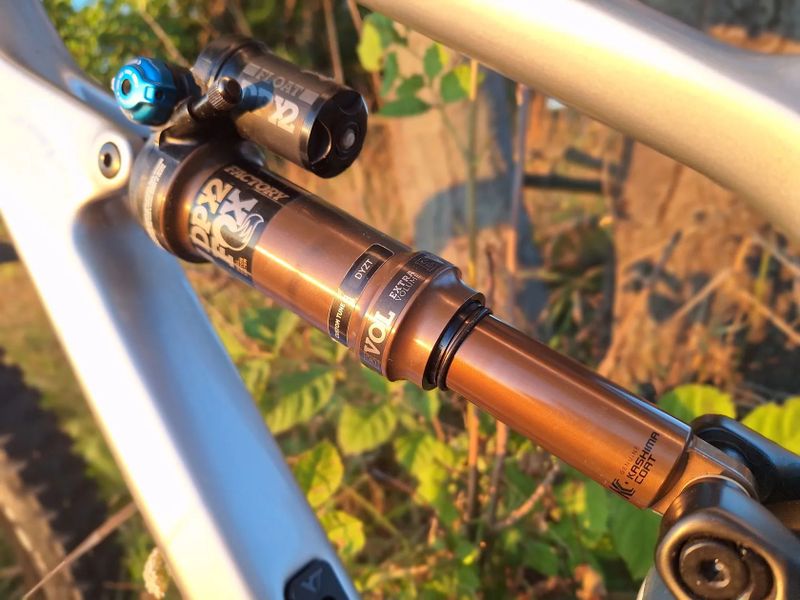 YT Jeffsy Pro Race 27,5 Carbon - vel.L