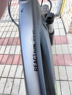 Cube REACTION HYBRID 500