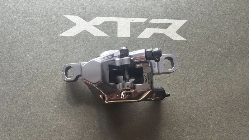 nový brzdový třmen Shimano XTR M9200 