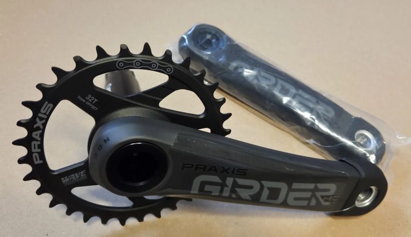 Nové karbonové kliky Praxis Works GIRDER HD 170 mm s převodníkem 32T