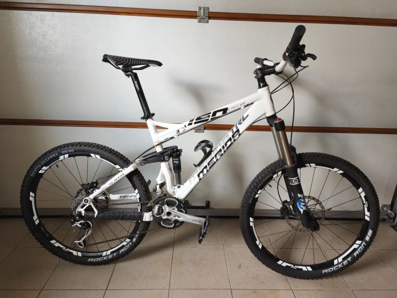 Merida one-five-o 3000 