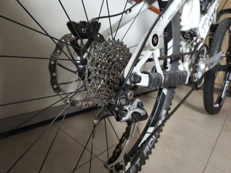 Merida one-five-o 3000 