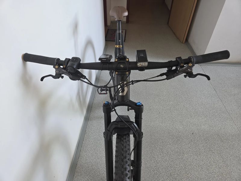 Scott Scott scale 925