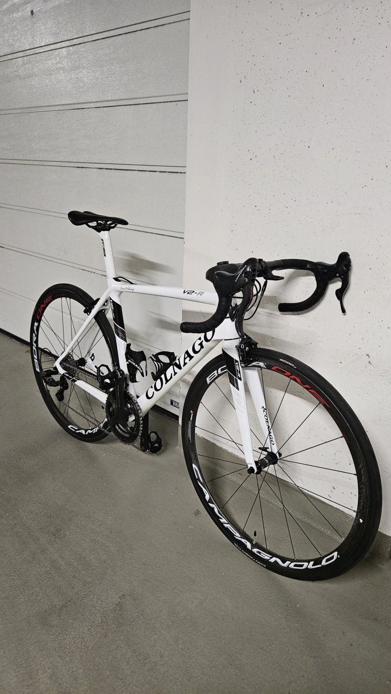 Colnago V2-R