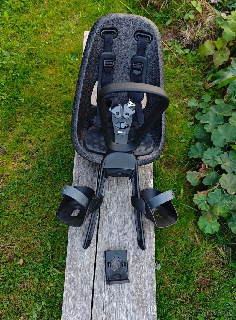 Thule Yepp Nexxt 2 Mini – černá