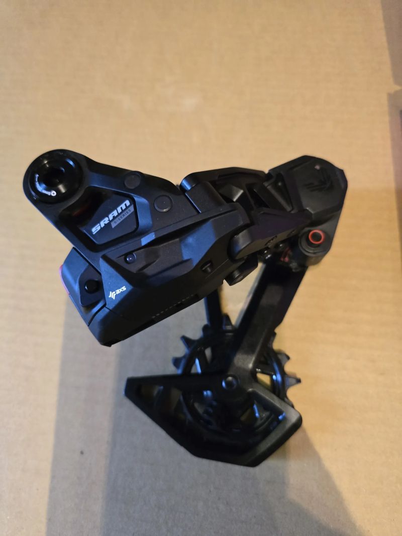 SRAM AXS Přehazovačka S-1000 Eagle 