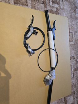 SRAM Level Bronze Stealth, 4-piston