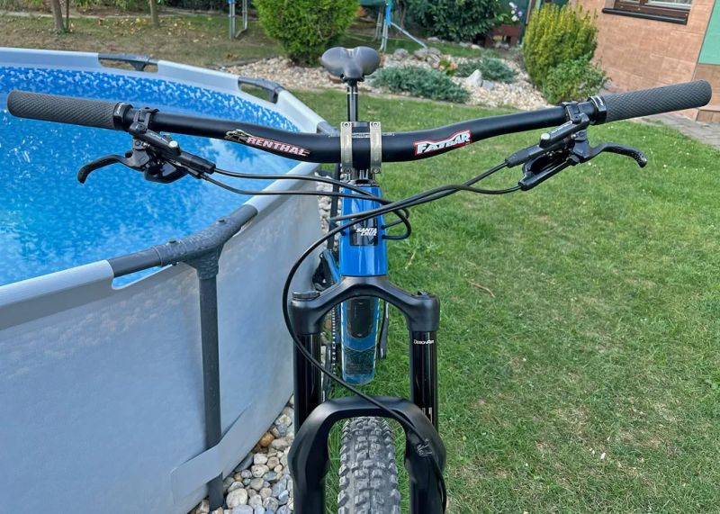 Santa Cruz Hightower V2 Carbon C - S Kit, 2021, velikosti L