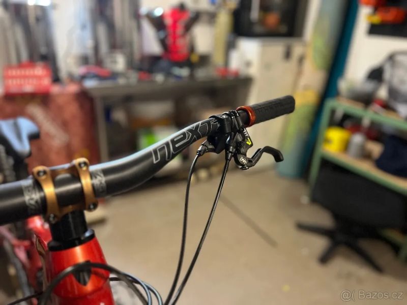 Trek Slash