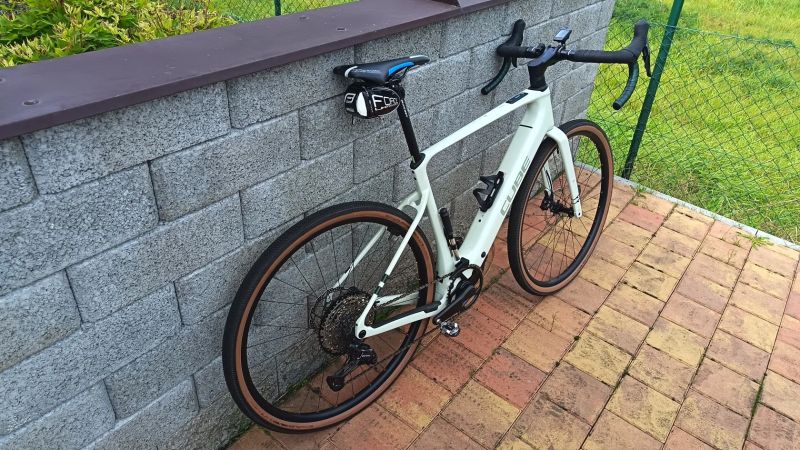 Cube Nuroad Hybrid C:62 Race 400X
