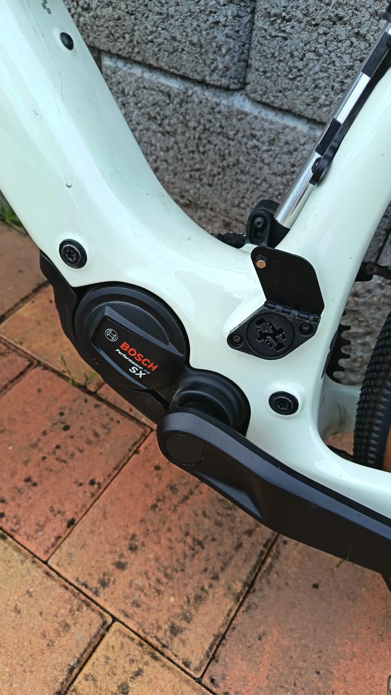 Cube Nuroad Hybrid C:62 Race 400X