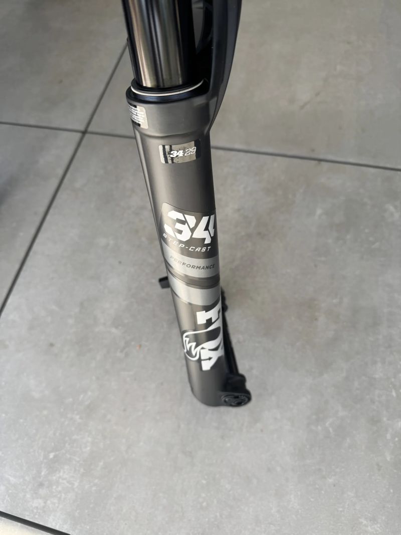 FOX 34 SC Performance 29" 120mm, remote - NOVA