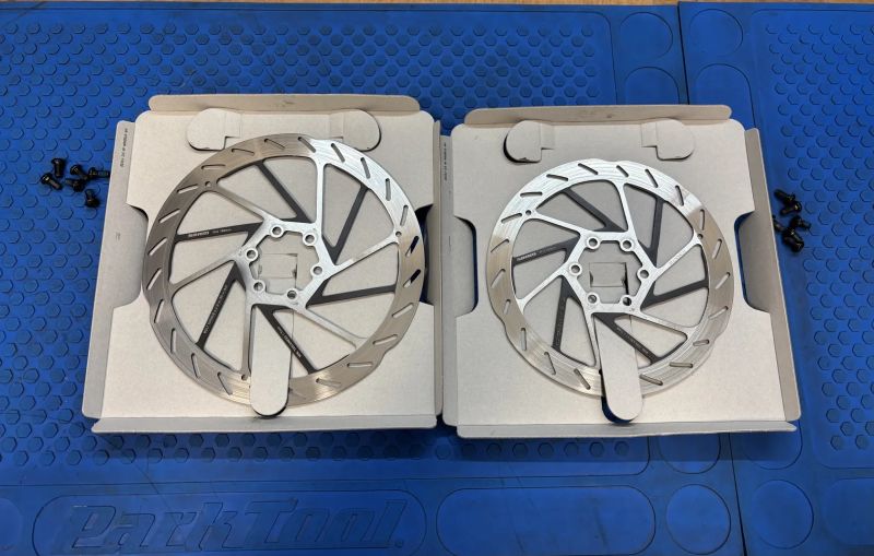 Kotouče Sram HS2 180mm/160mm