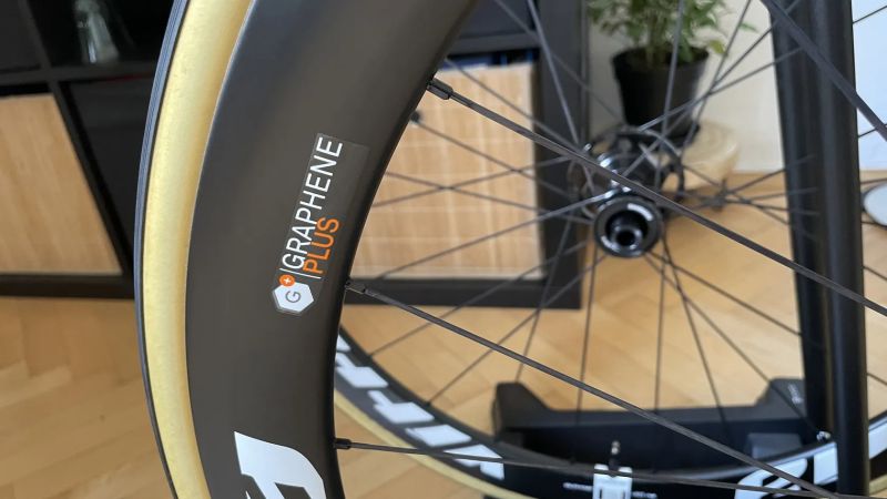 Vittoria Qurano 46 Disc / galusky / zánovní