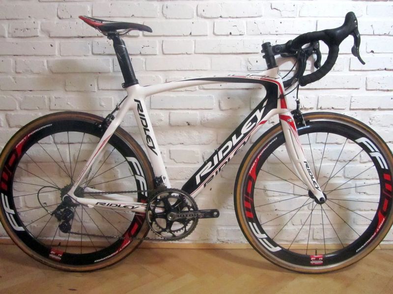 RIDLEY NOAH na Campagnolo CHORUS, 58 cm. Super stav