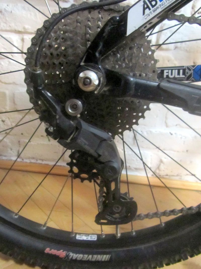 26" TREK FUELex 5 na Shimano DEORE/CUES, 17". Super stav