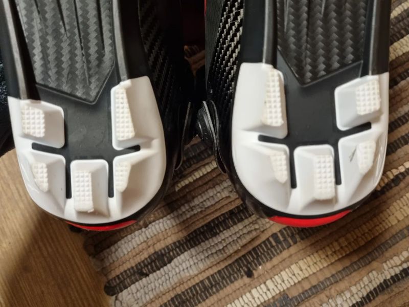 Závodní boty na běžky-skate Rossignol X-IUM WC 39,5