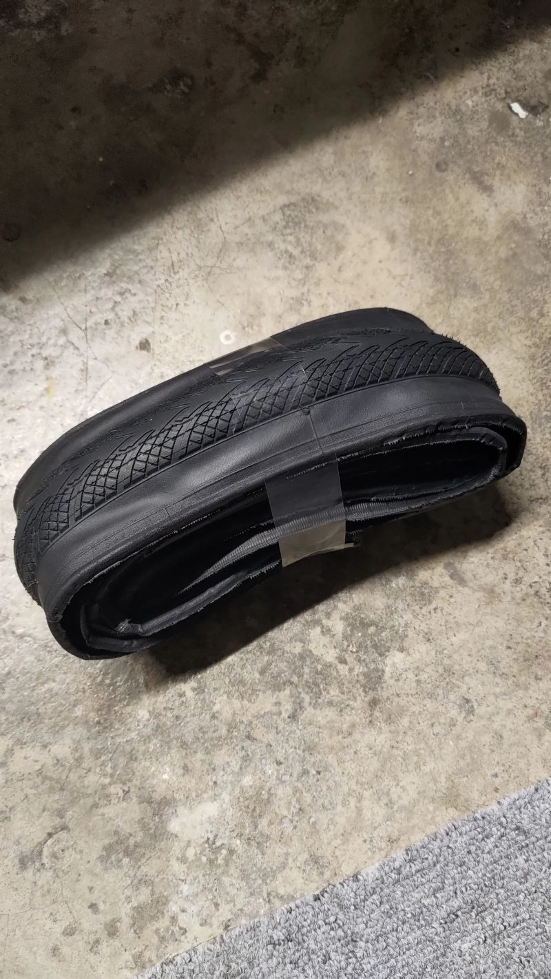 Vittoria Zaffiro Pro Control 700x28c
