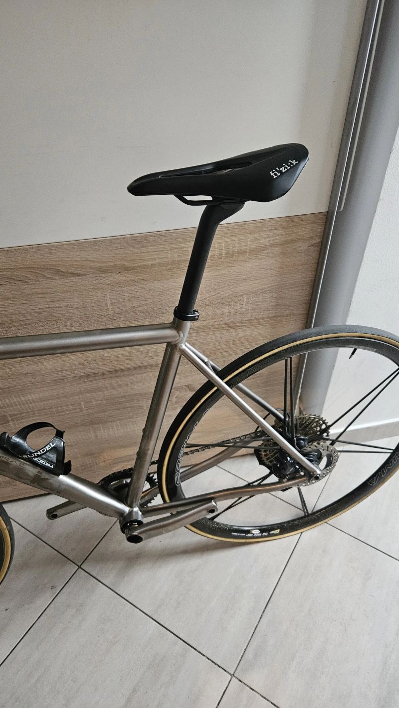 DedacciaiStrada Titanio Road 25 DISC
