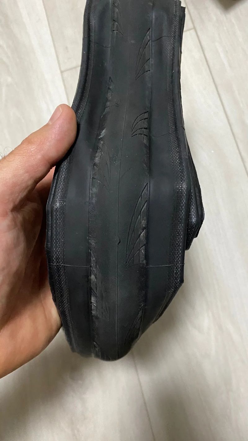 NOVE plaste Continental Grand Prix 5000 kevlar 28mm