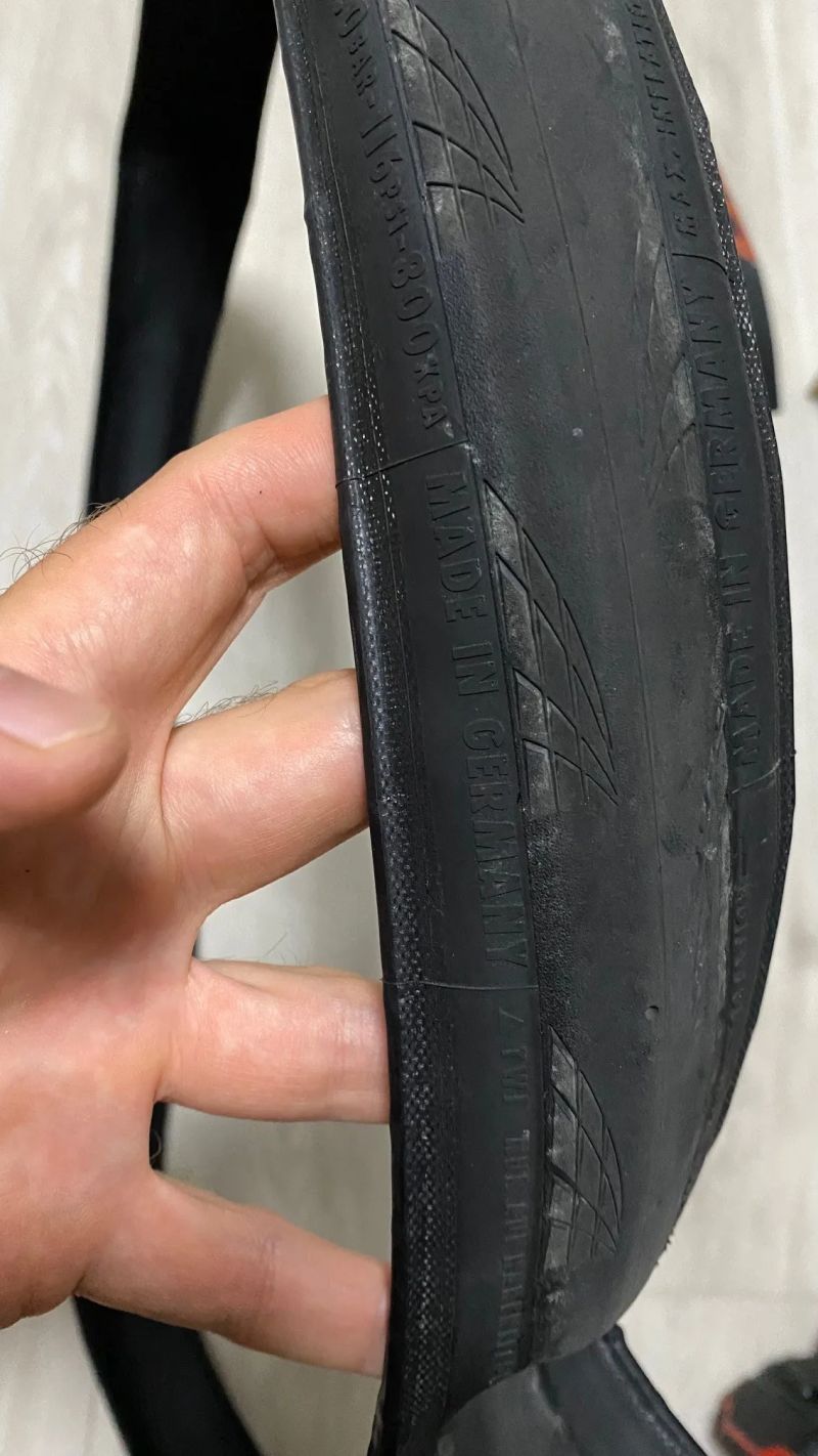 NOVE plaste Continental Grand Prix 5000 kevlar 28mm