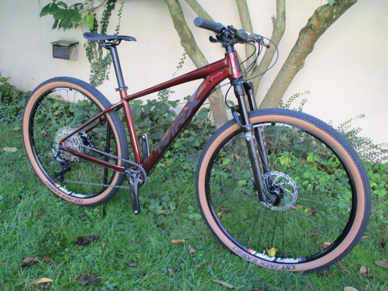 Nové 29" kolo na rámu MRX Sport TB25 17", Deore1x11, vzduch. vidlice Manitou Markhor, pevná osa