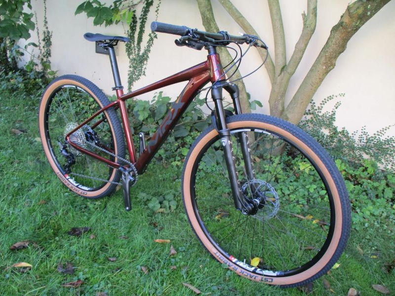 Nové 29" kolo na rámu MRX Sport TB25 17", Deore1x11, vzduch. vidlice Manitou Markhor, pevná osa