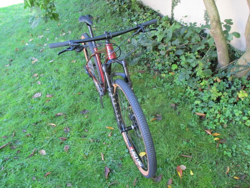 Nové 29" kolo na rámu MRX Sport TB25 17", Deore1x11, vzduch. vidlice Manitou Markhor, pevná osa