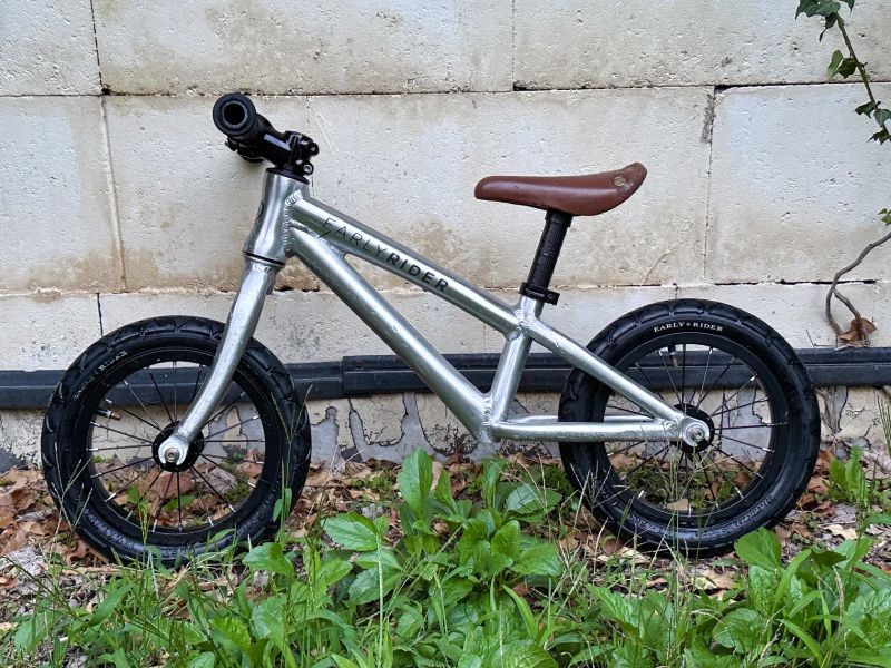  Lehké odrážedlo Early Rider 12" Alley Runner