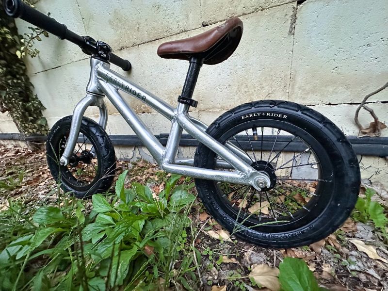  Lehké odrážedlo Early Rider 12" Alley Runner