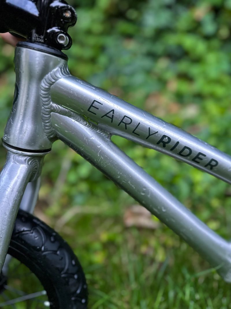  Lehké odrážedlo Early Rider 12" Alley Runner