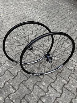 Zapletená kola Remerx Hurry 29", náboje M7110 Boost