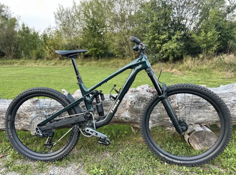 PRODÁM NOVÝ TREK SLASH 9.8 GX X0 M/L