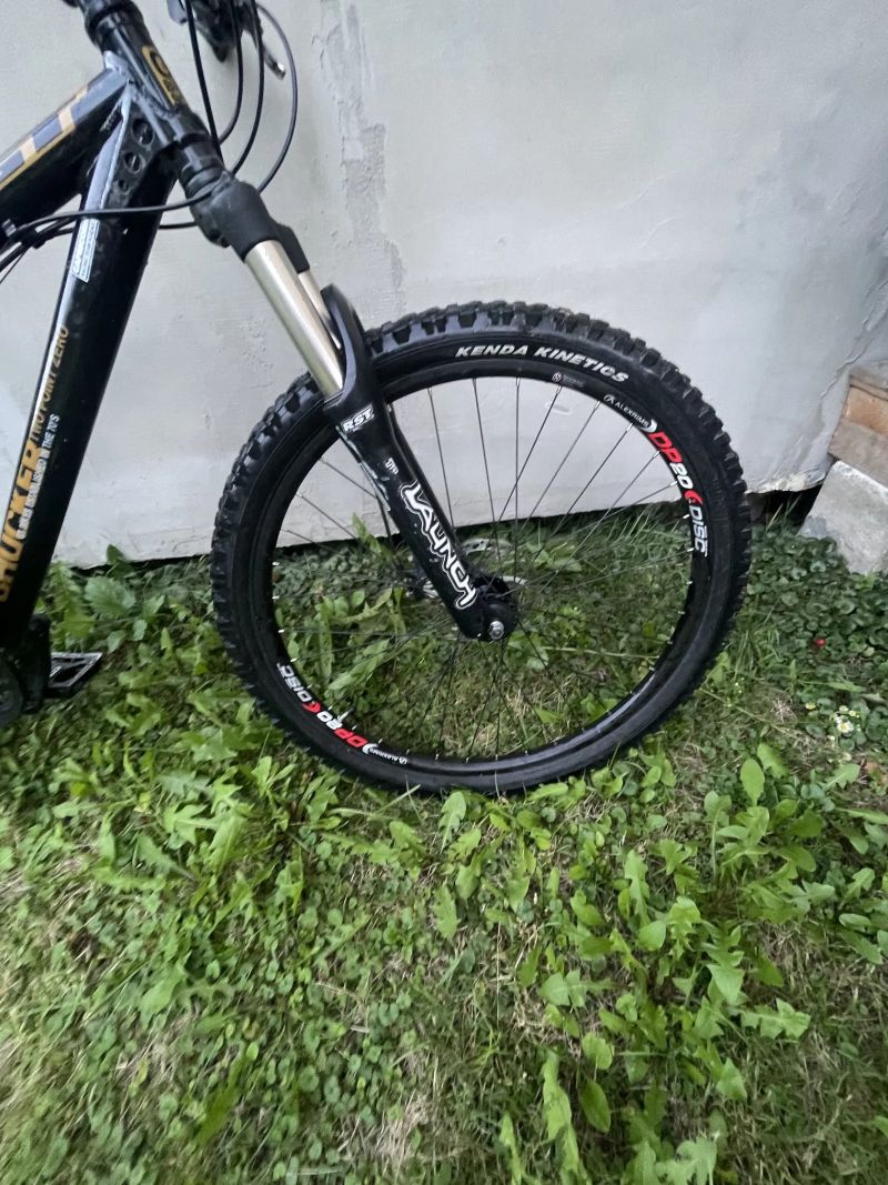 GT GT CHUCKER 2.0