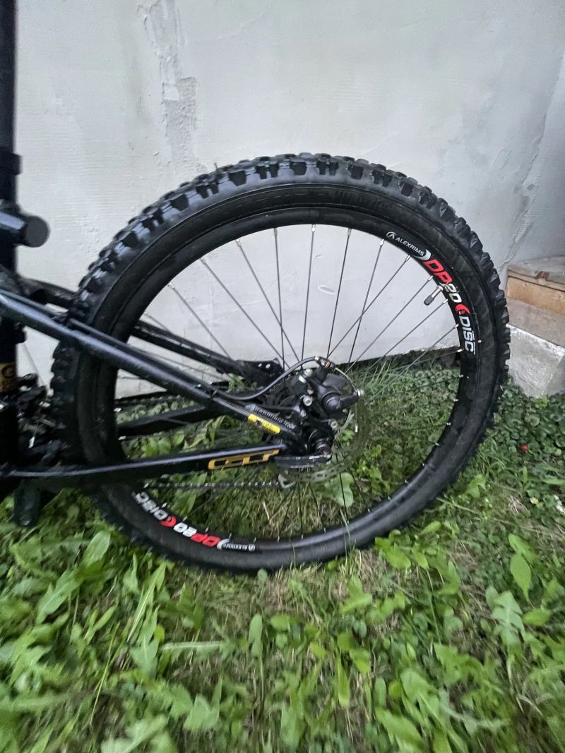GT GT CHUCKER 2.0