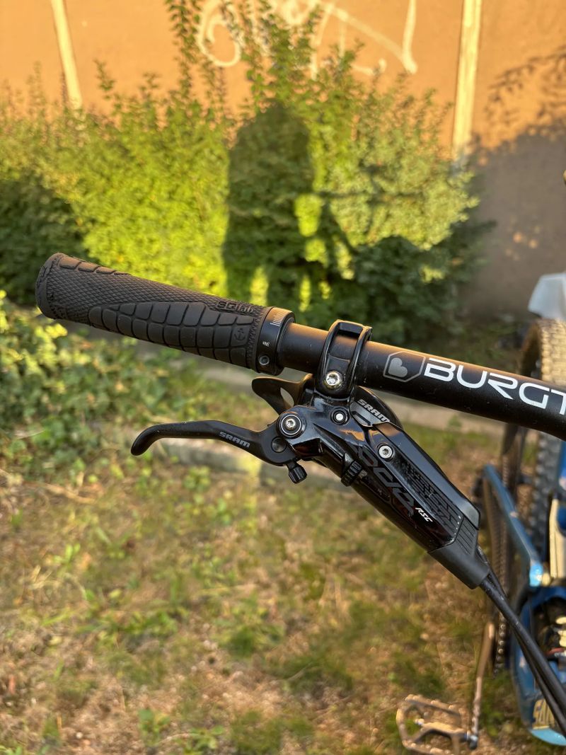 Santa Cruz Hightower S / velikost Xl / Carbon C / 29