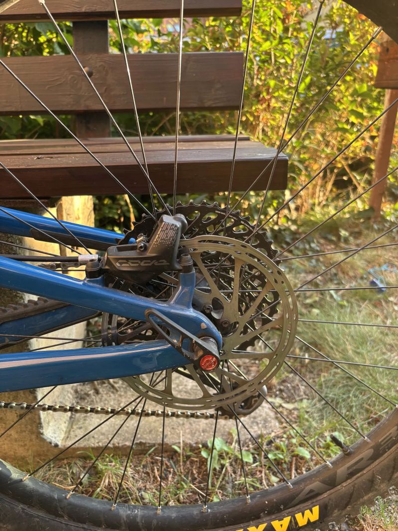 Santa Cruz Hightower S / velikost Xl / Carbon C / 29