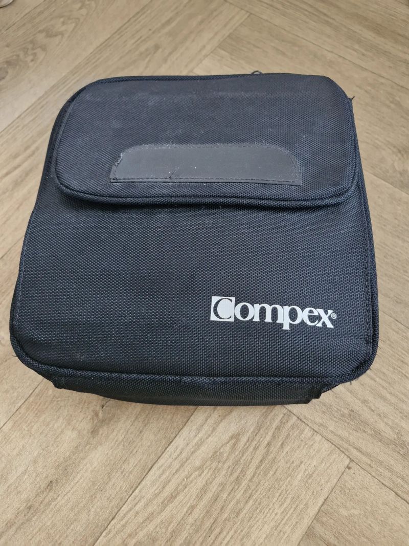 Compex 8 používaný minimálně 