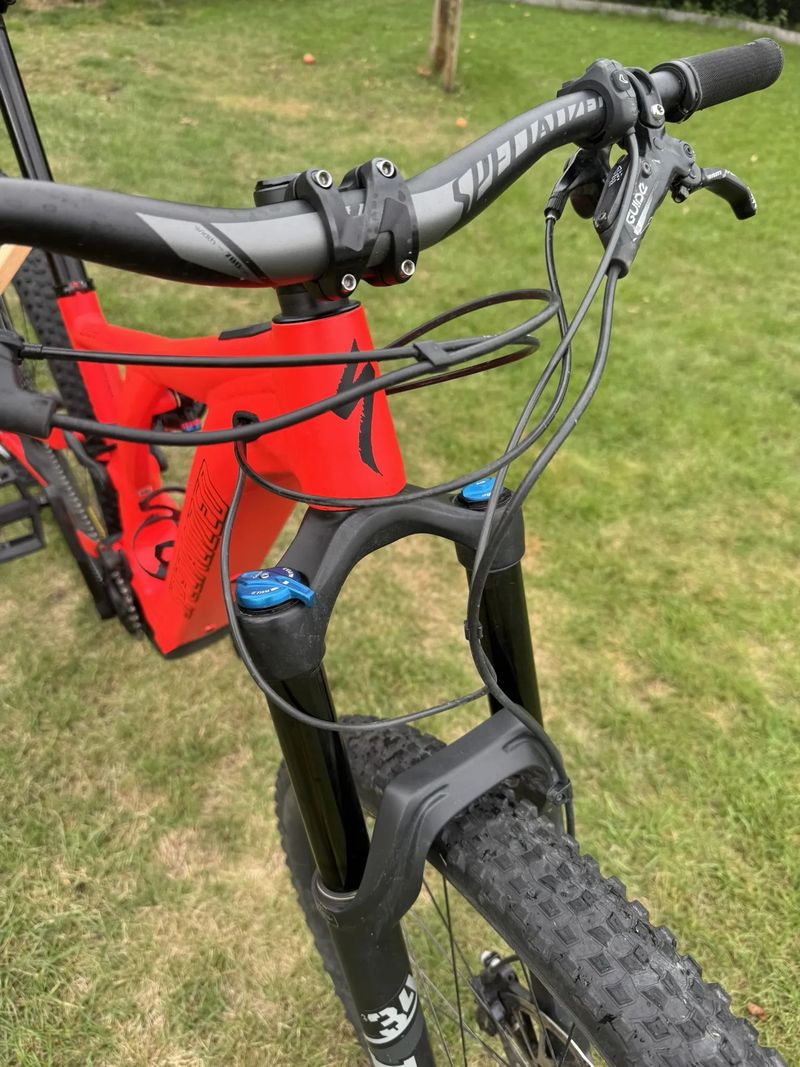 Specialized Turbo Levo SL 29” celoodpružené lehké elektrokolo velikost M