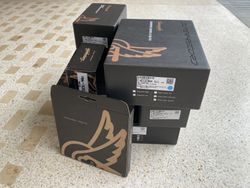 Nabízím nerozbalenou sadu Campagnolo Super Record WRL 12s. V záruce. Cena k jednání