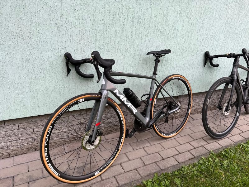Prodám MMR Grand Tour, vel. M (S), karbon, karbon kola Prototype, Shimano Ultegra