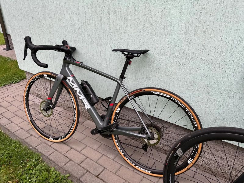 Prodám MMR Grand Tour, vel. M (S), karbon, karbon kola Prototype, Shimano Ultegra