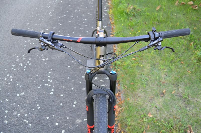 Scott Scale 910 (L) 10,7 kg - poškození